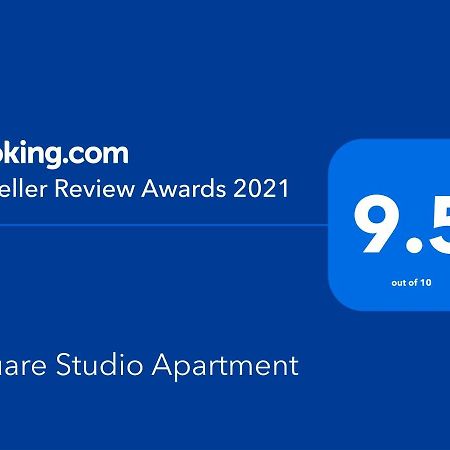 Square Studio Apartment Nis Luaran gambar