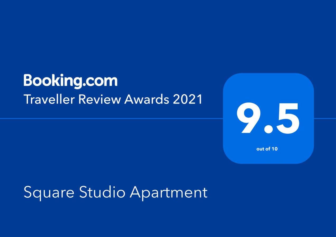 Square Studio Apartment Nis Luaran gambar