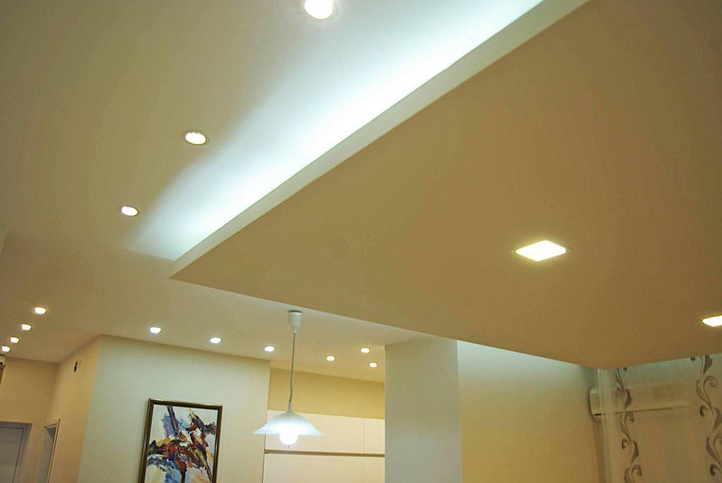 Square Studio Apartment Nis Luaran gambar